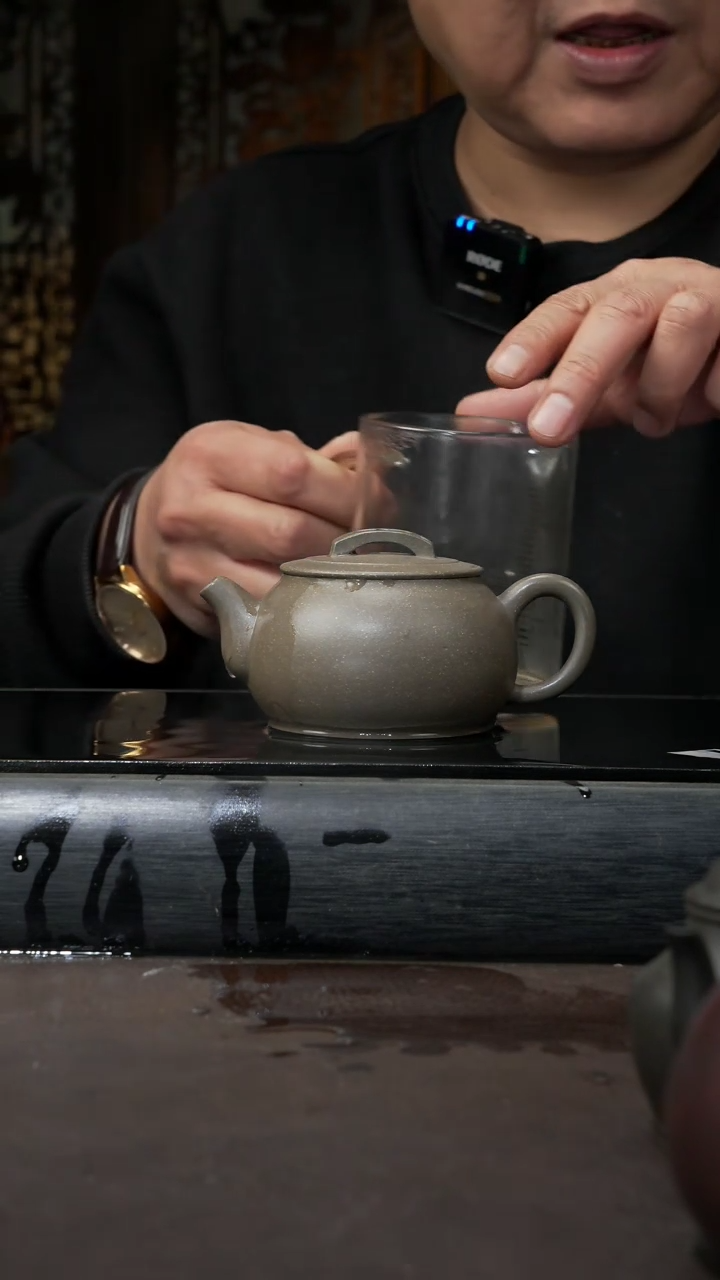 【闪购商品】紫砂茶壶青段 汉瓦 180cc 008