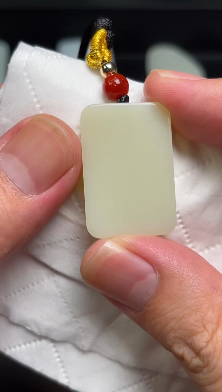 和田玉未镶嵌颈饰10