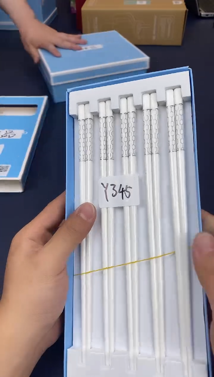 瓷片新号首播 只为做数据@@Y345