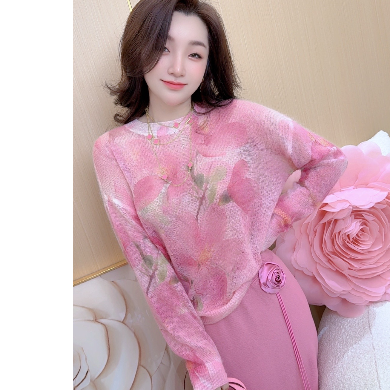 小满服饰【雾里看花】秋冬款唯美浪漫法式简约大气粉嫩嫩羊毛针织衫
