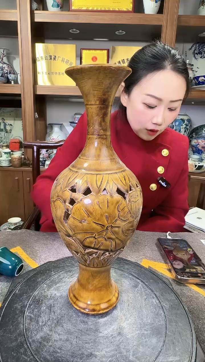 【闪购商品】其他B37景德镇制陶瓷一件