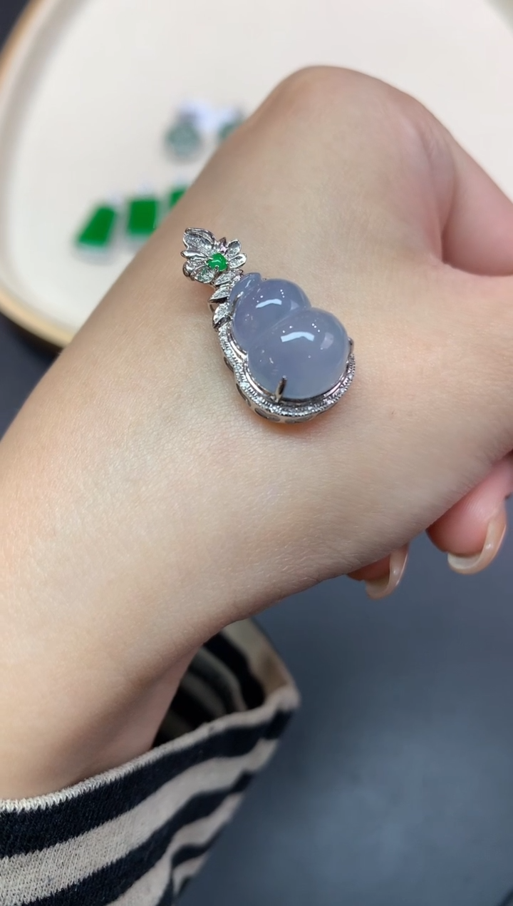 【闪购商品】翡翠吊坠(不含链)18K金镶嵌吊坠A376|3980