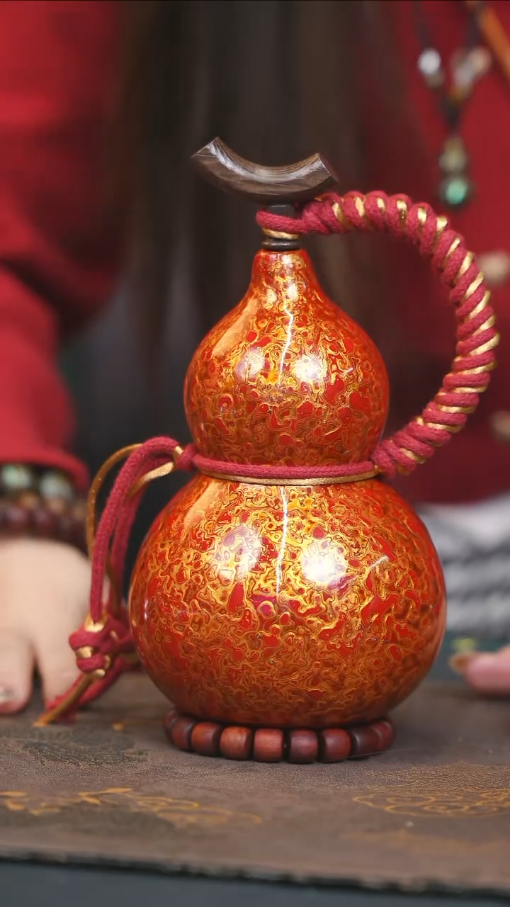 【闪购商品】WF168漆艺酒葫芦不包手串及旋转底座