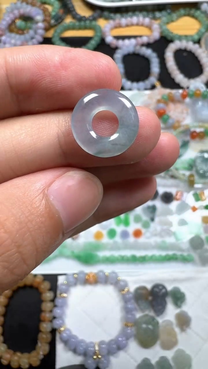 翡翠未镶嵌颈饰【闪购商品】 天然翡翠