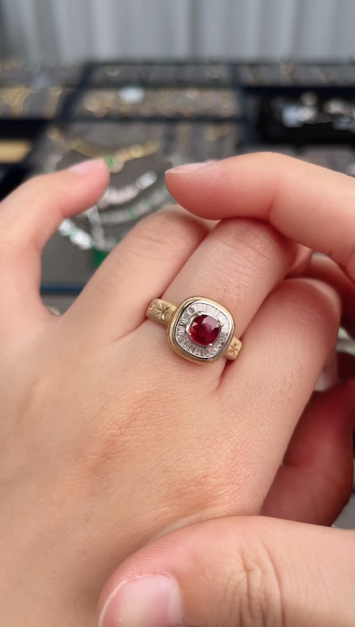 【闪购商品】红宝石戒指18K金镶嵌0.83ct/无烧鸽血红