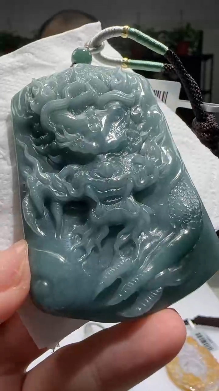 【闪购商品】翡翠颈饰未镶嵌天然翡翠A货吊坠