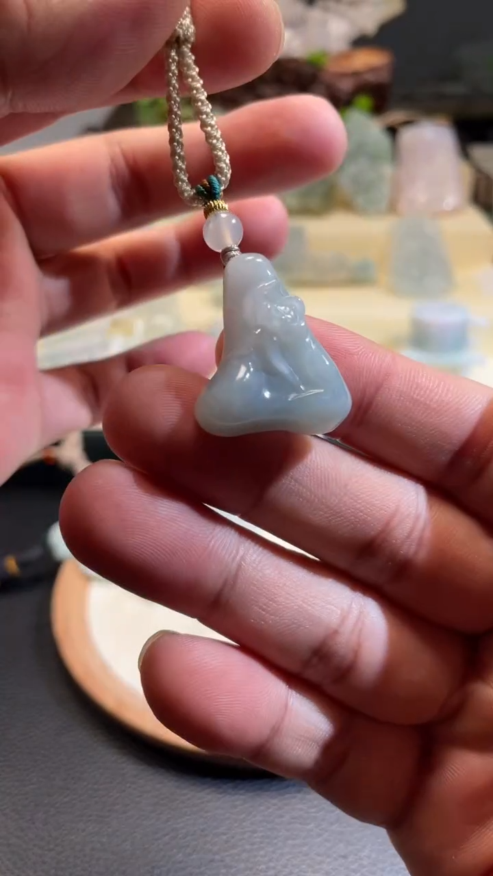 翡翠未镶嵌颈饰8/08/127