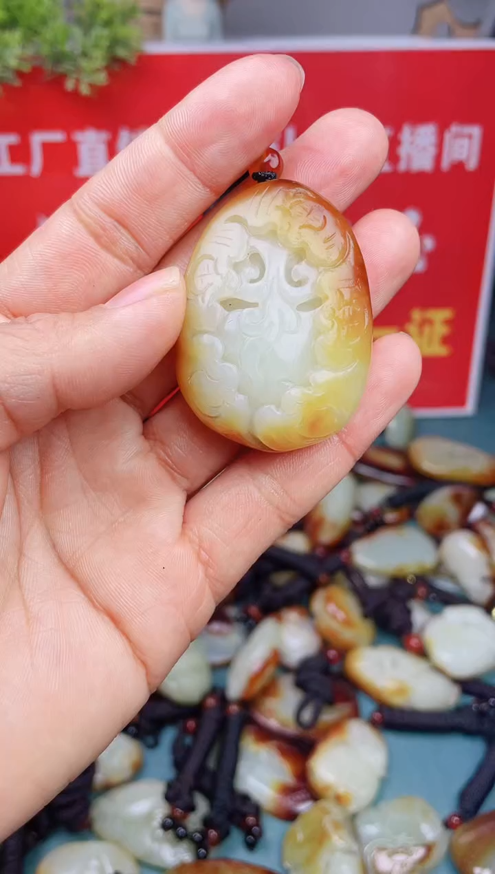 【闪购商品】和田玉颈饰未镶嵌