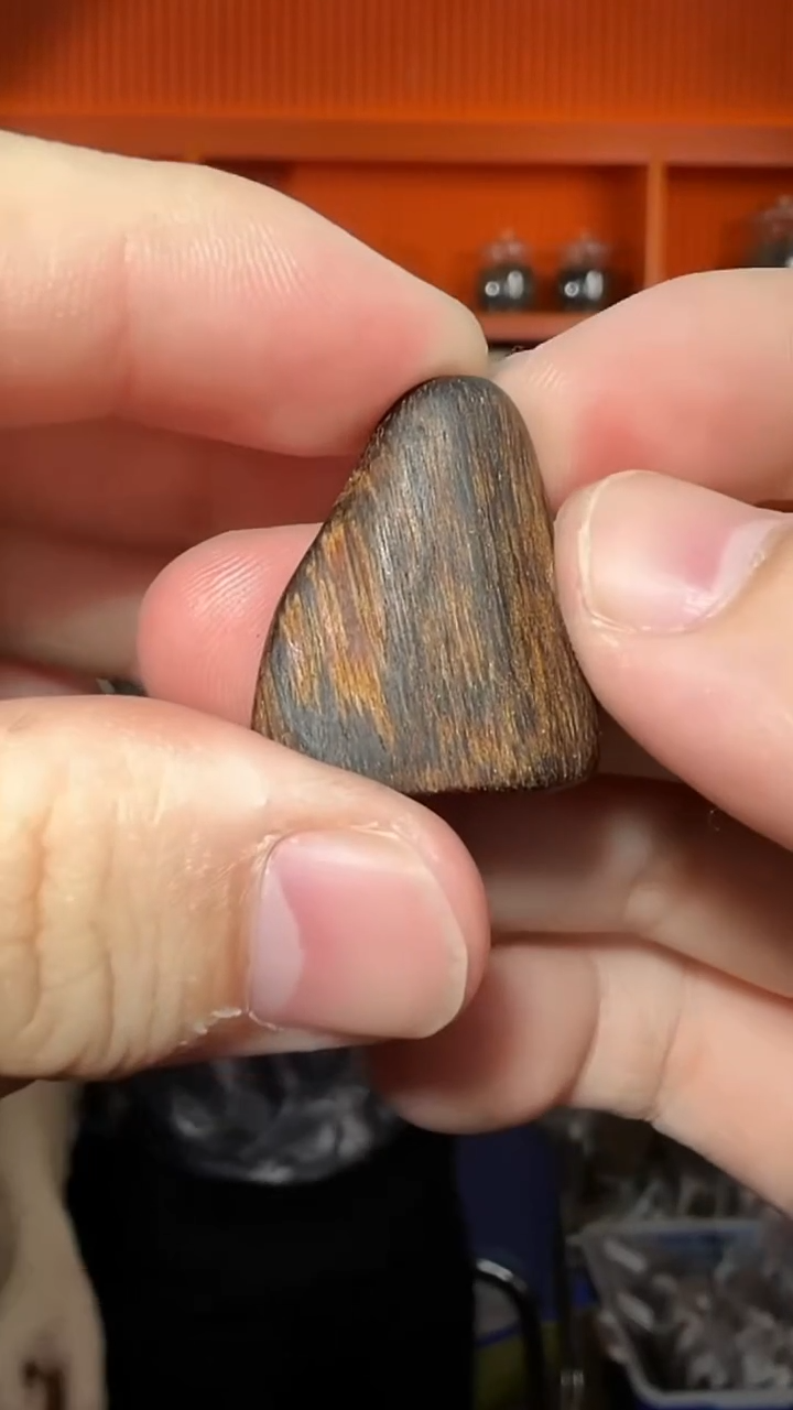 沉香吊坠26号沉水挂件多样性发一