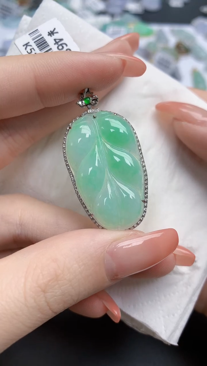 【闪购商品】翡翠颈饰18K金镶嵌天然缅甸翡翠A货