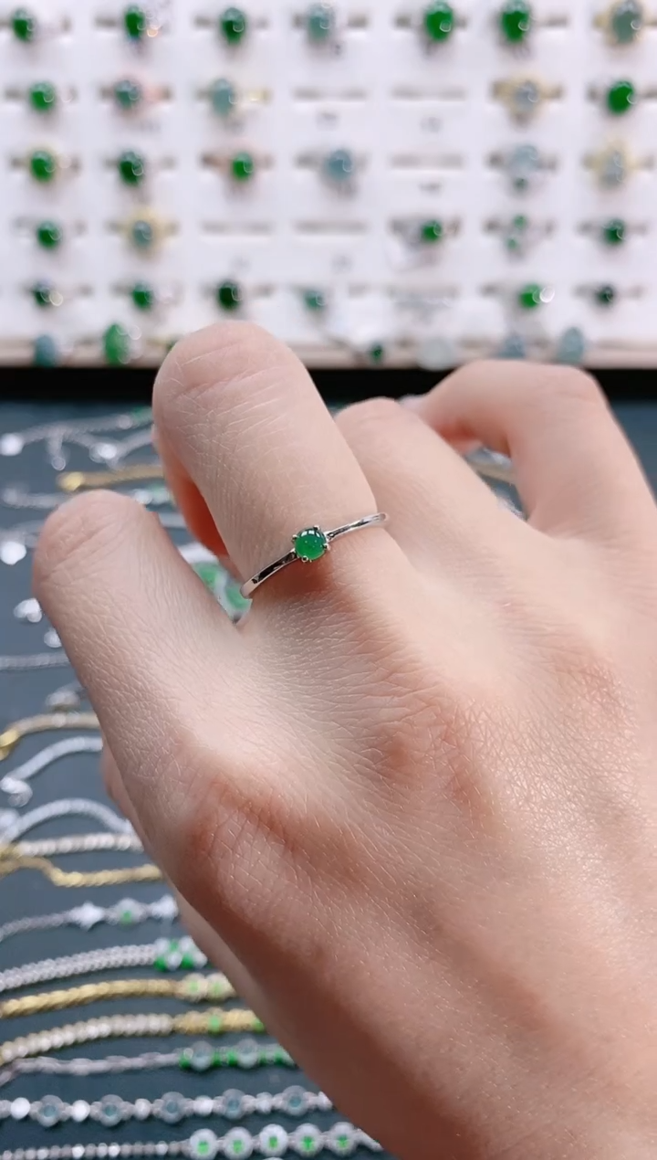 【闪购商品】翡翠戒指银S925镶嵌天然翡翠