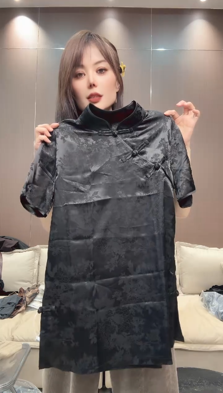 提花盘扣半袖110斤