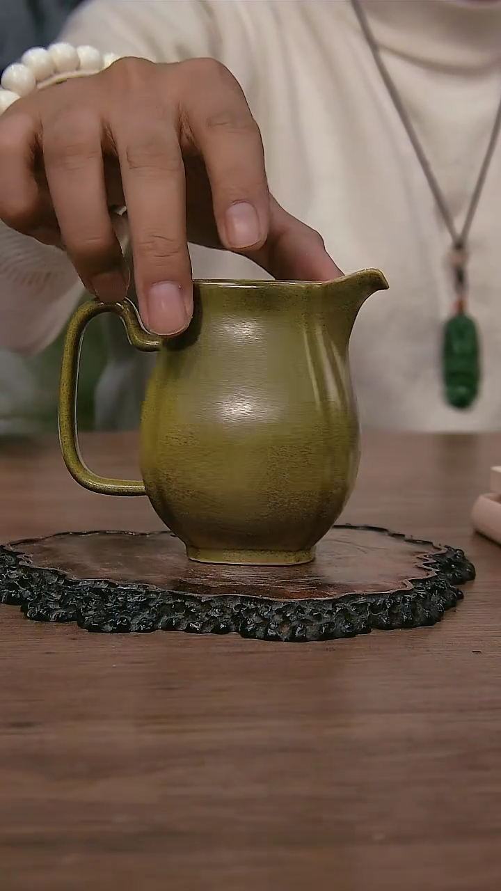 【闪购商品】015小王严选逸古堂茶叶沫釉瓜棱公道杯