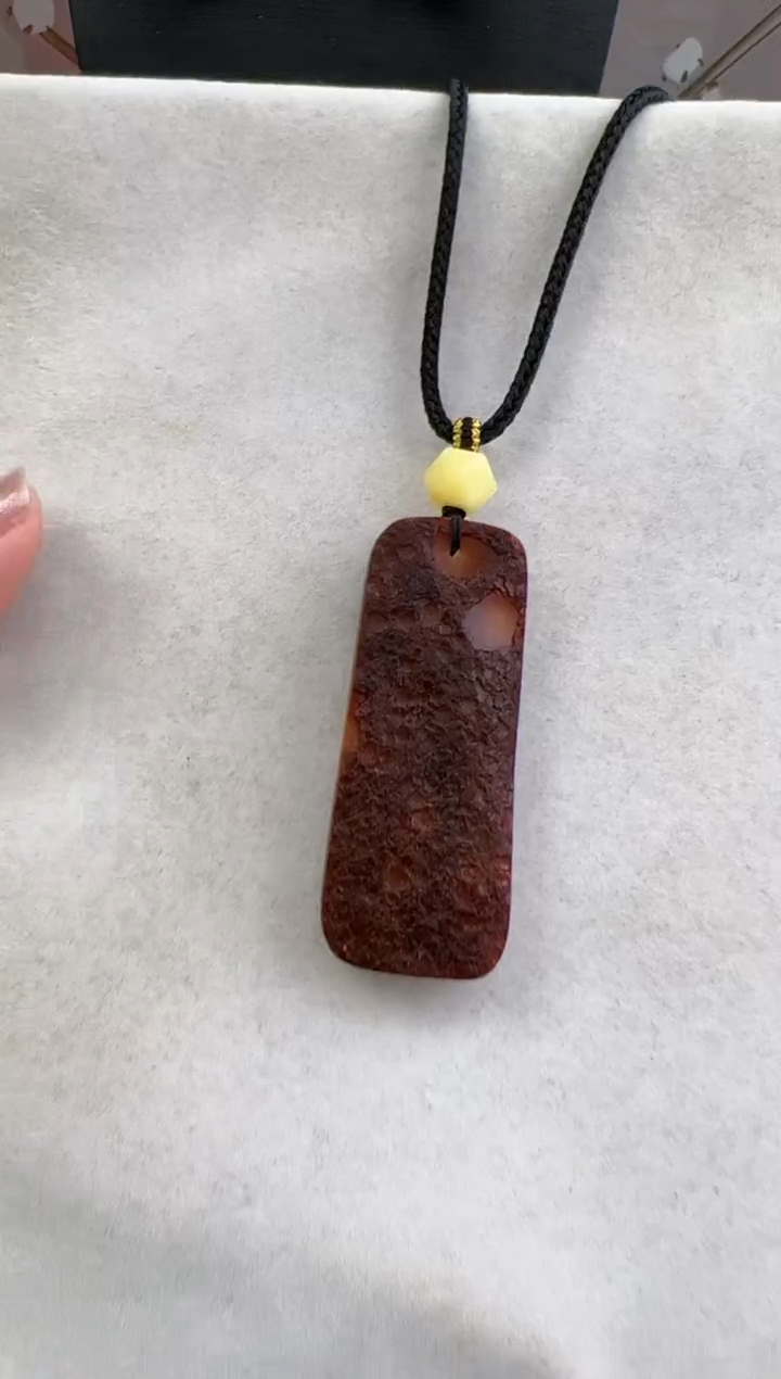 【闪购商品】琥珀裸石未镶嵌10122280-吊坠