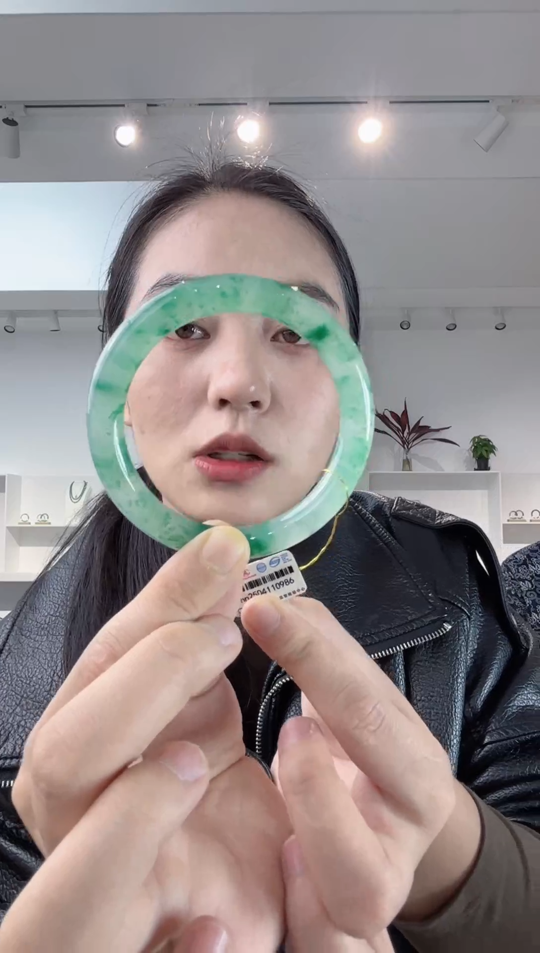 未镶嵌手镯石英质玉501