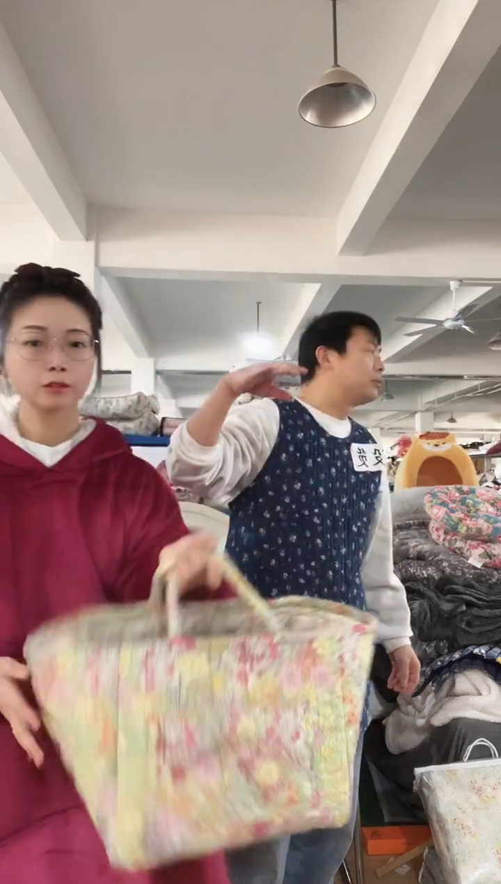 棉棉A01 碎花花篮方型