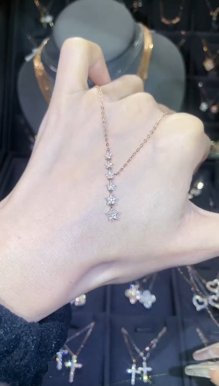 【闪购商品】钻石套链18K金镶嵌18K金玫  多人 繁星