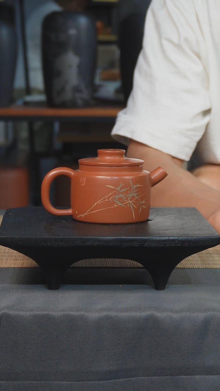 精品刻填复烧云桑壶 竹叶 004