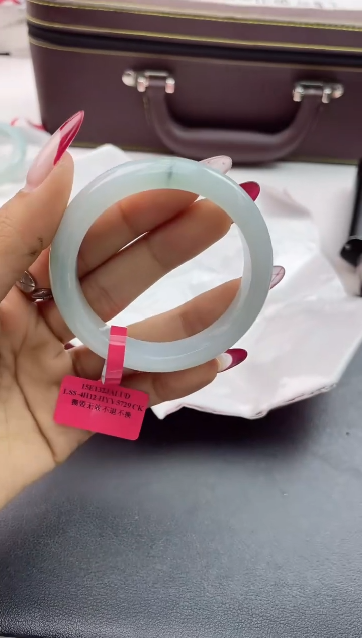 【闪购商品】翡翠手镯未镶嵌9翡翠手镯