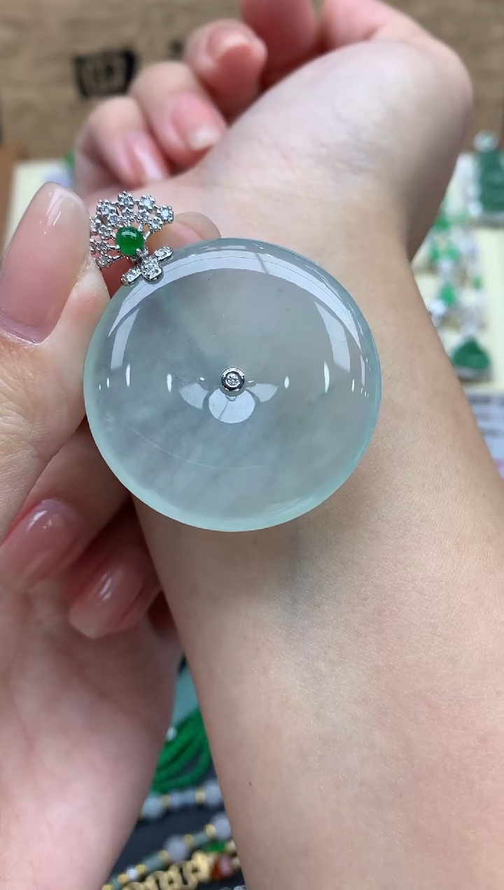 【闪购商品】翡翠颈饰18K金镶嵌639--中国好珍宝