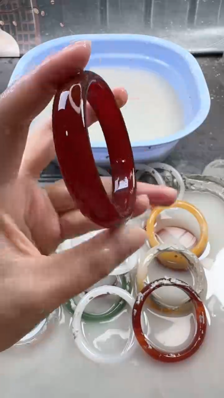 【闪购商品】石英质玉手镯未镶嵌128