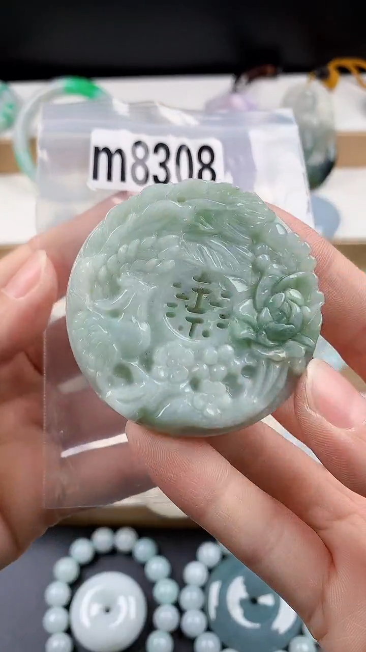 颈饰未镶嵌翡翠颈饰未镶嵌缅甸天然翡翠吊坠