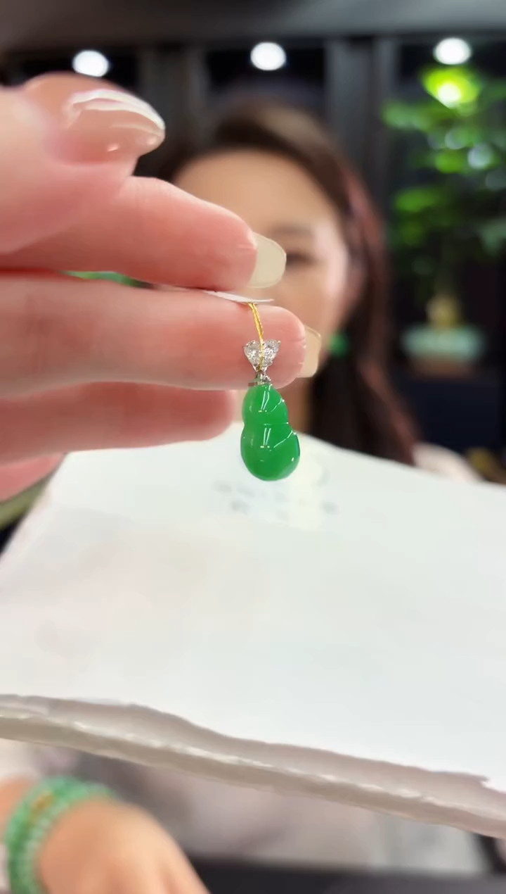 吊坠(不含链)18K金镶嵌翡翠  缅料A货/支持复检/一件