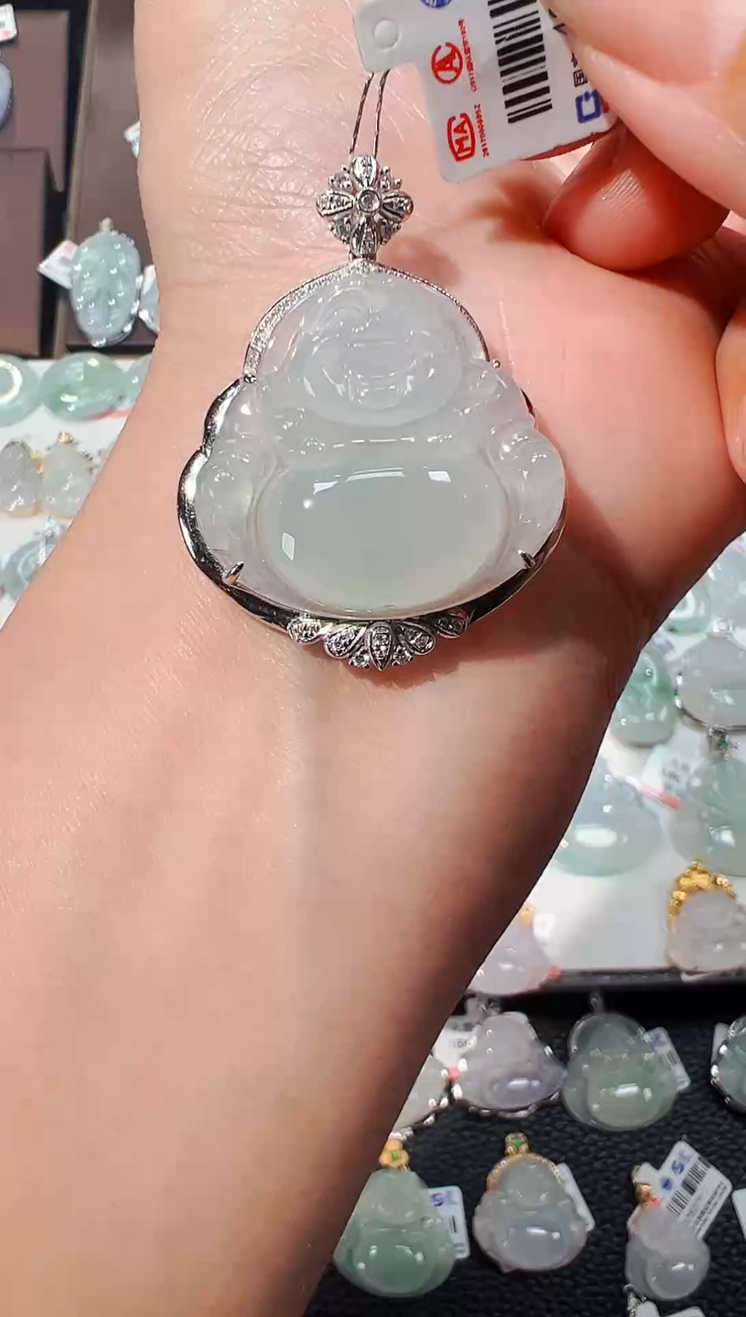 【闪购商品】翡翠吊坠(不含链)18K金镶嵌佛公吊坠73A