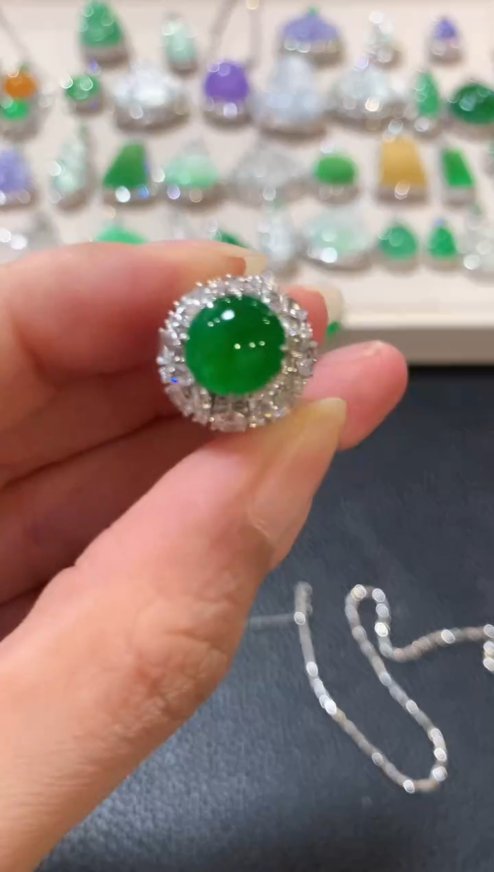 18K金镶嵌戒指翡翠z155 