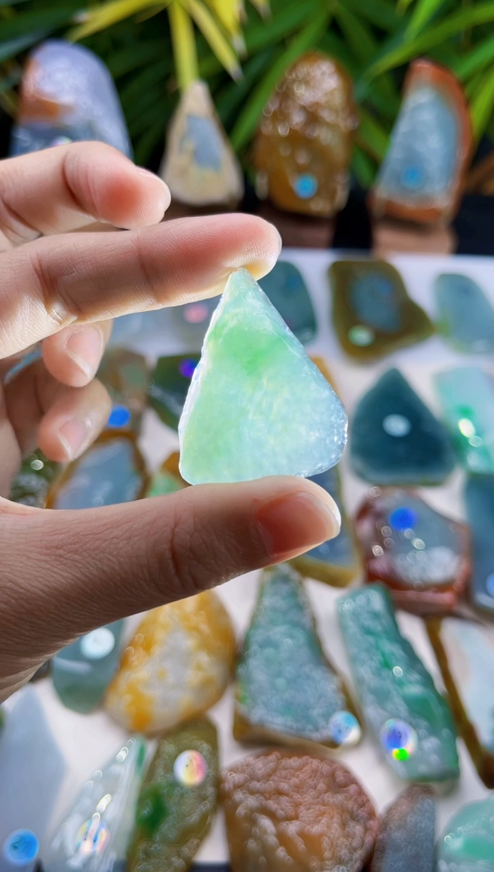 未镶嵌定制翡翠翡翠