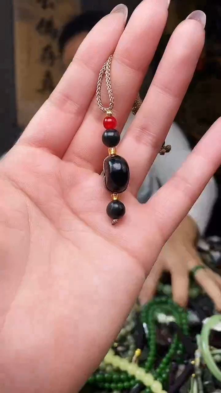 颈饰未镶嵌和田玉多样性发货，拍一发一