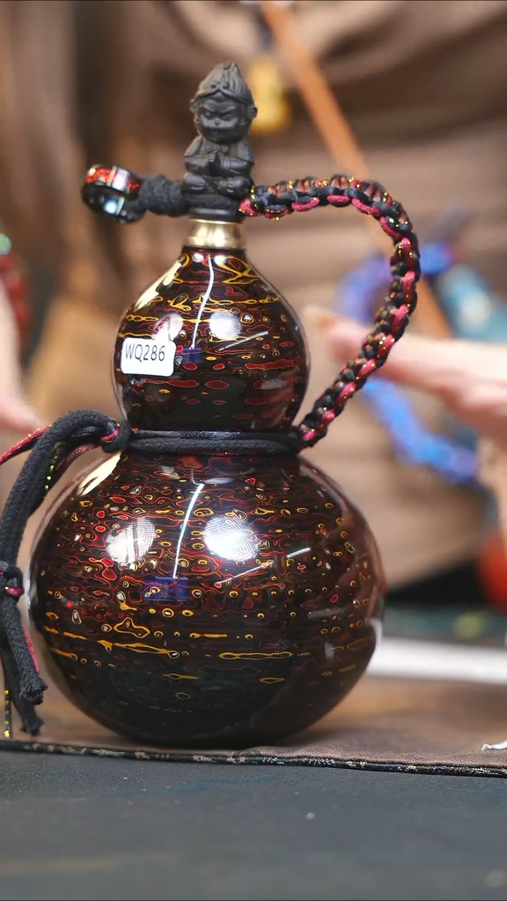【闪购商品】WQ286漆艺酒葫芦不包手串及旋转底座