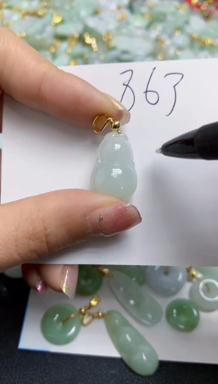 【闪购商品】翡翠颈饰合金天然翡翠A货