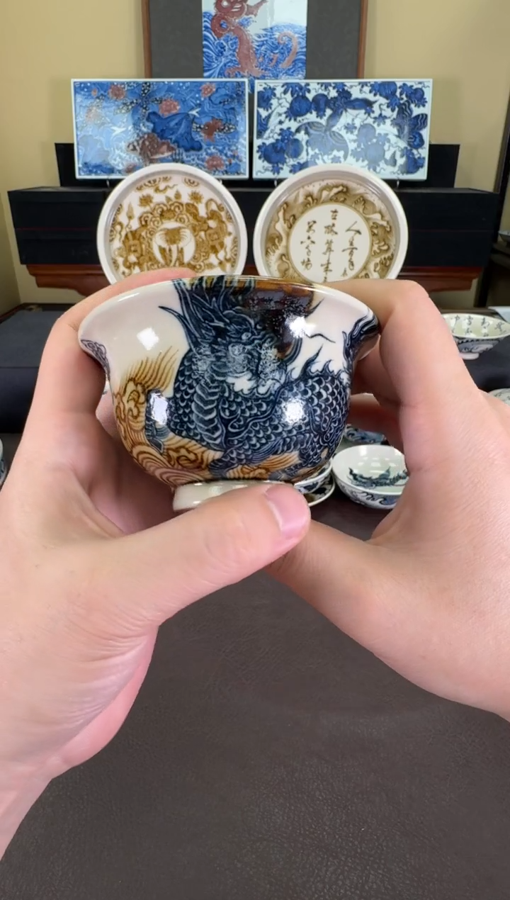 【闪购商品】瓷片二号釉麒麟望月压手杯