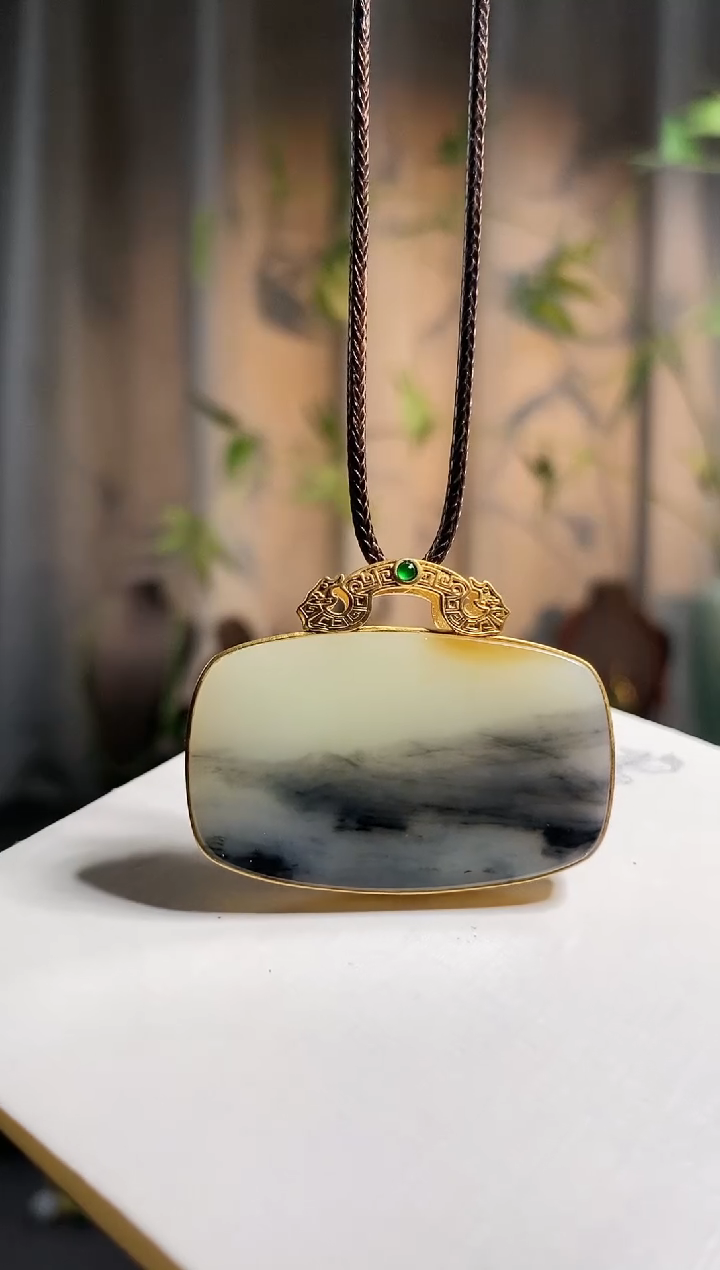 【闪购商品】和田玉颈饰18K金镶嵌，楼兰意境平安牌，山河辽阔