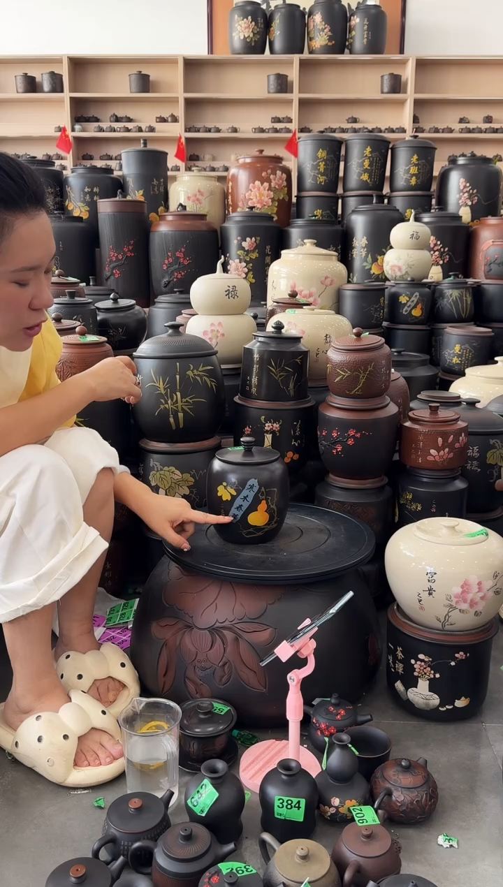 罐瑕疵 彩填茶叶罐 604