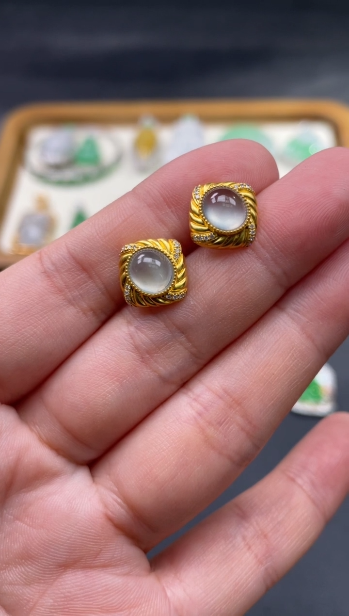 【闪购商品】翡翠耳饰18K金镶嵌49........