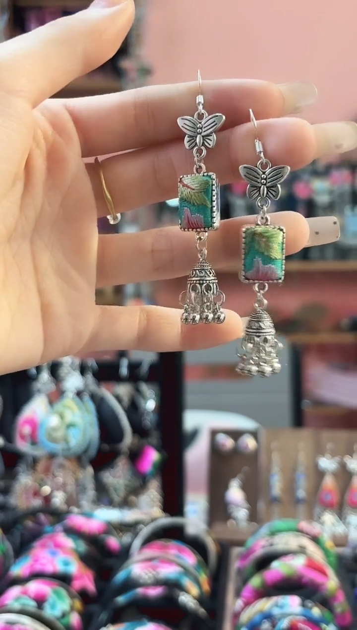 织绣艺枝独绣手工饰品294