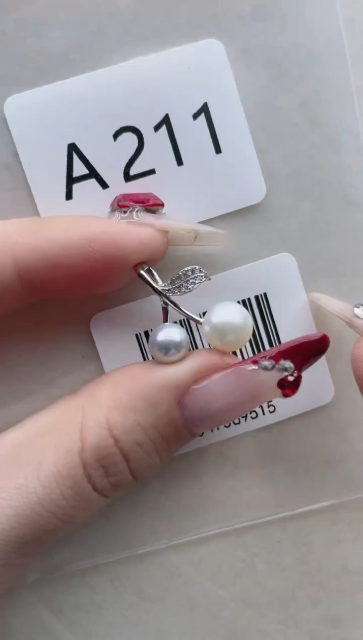 【闪购商品】海水珍珠吊坠银S925镶嵌A211