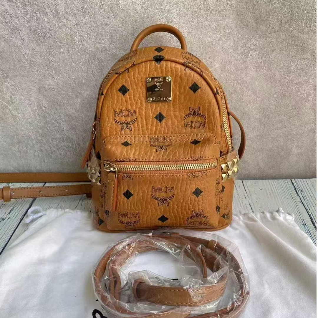 99新 MCM mcm干邑色超迷你双肩包