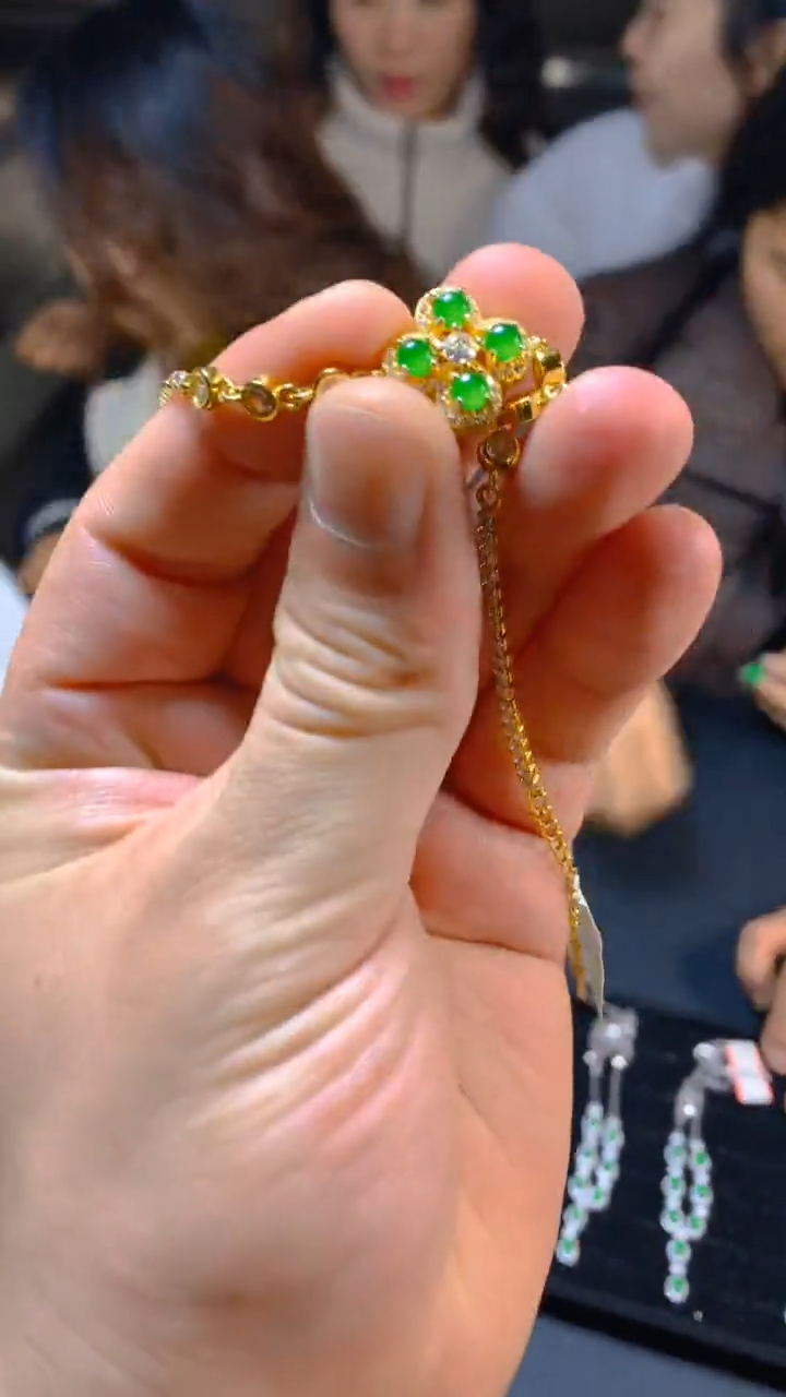 【闪购商品】翡翠手链未镶嵌1034954968多样性发一