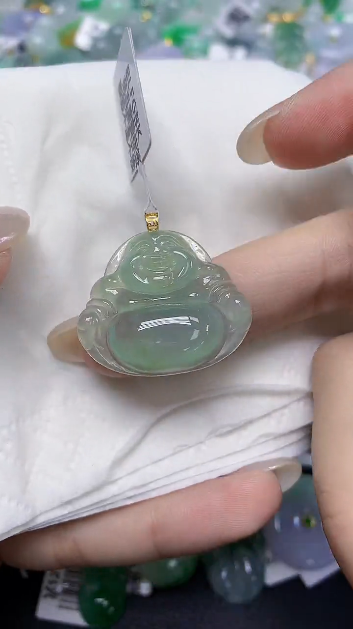 翡翠18K金镶嵌颈饰天然缅甸翡翠A货多样性发其一