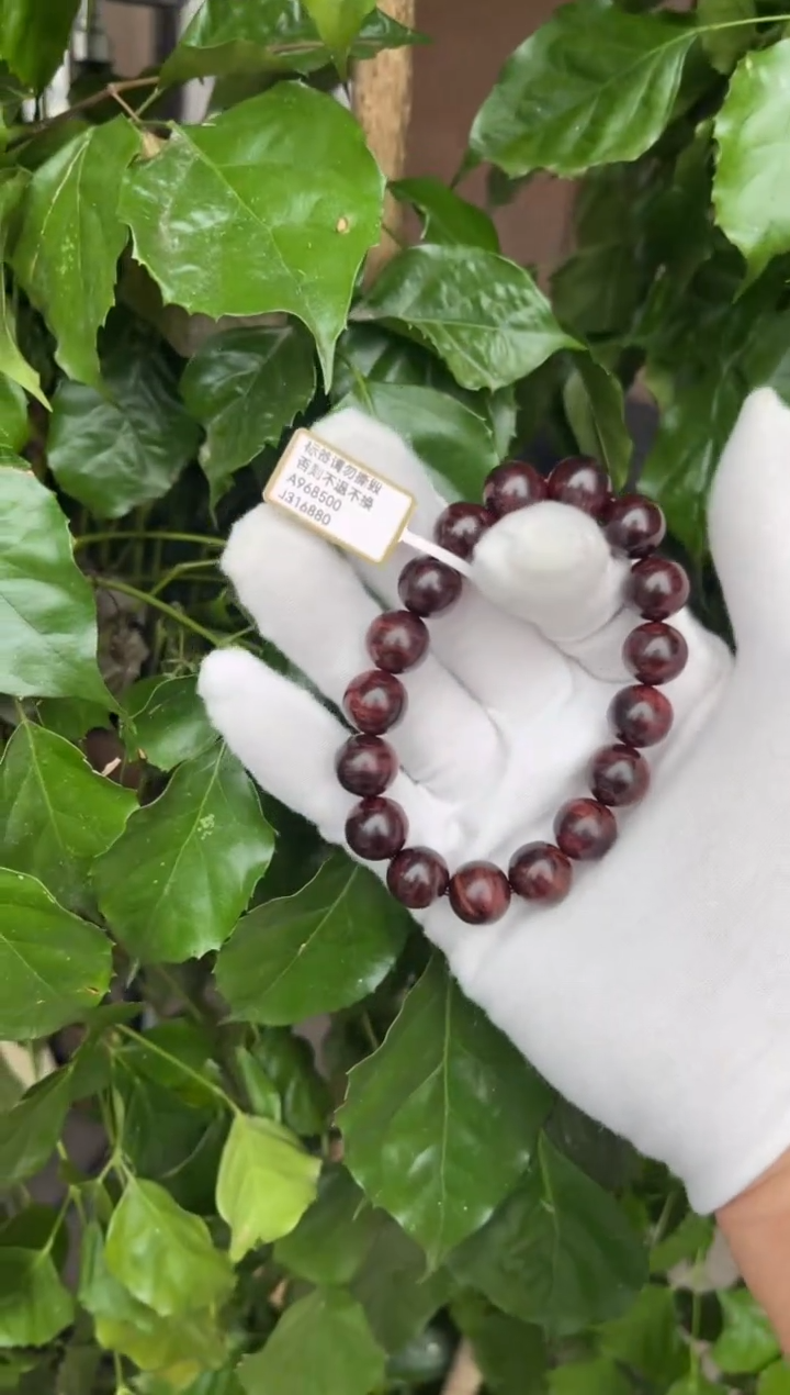 黄花梨/降香黄檀五***阳海南黄花梨1.2  手串（ 158 ）