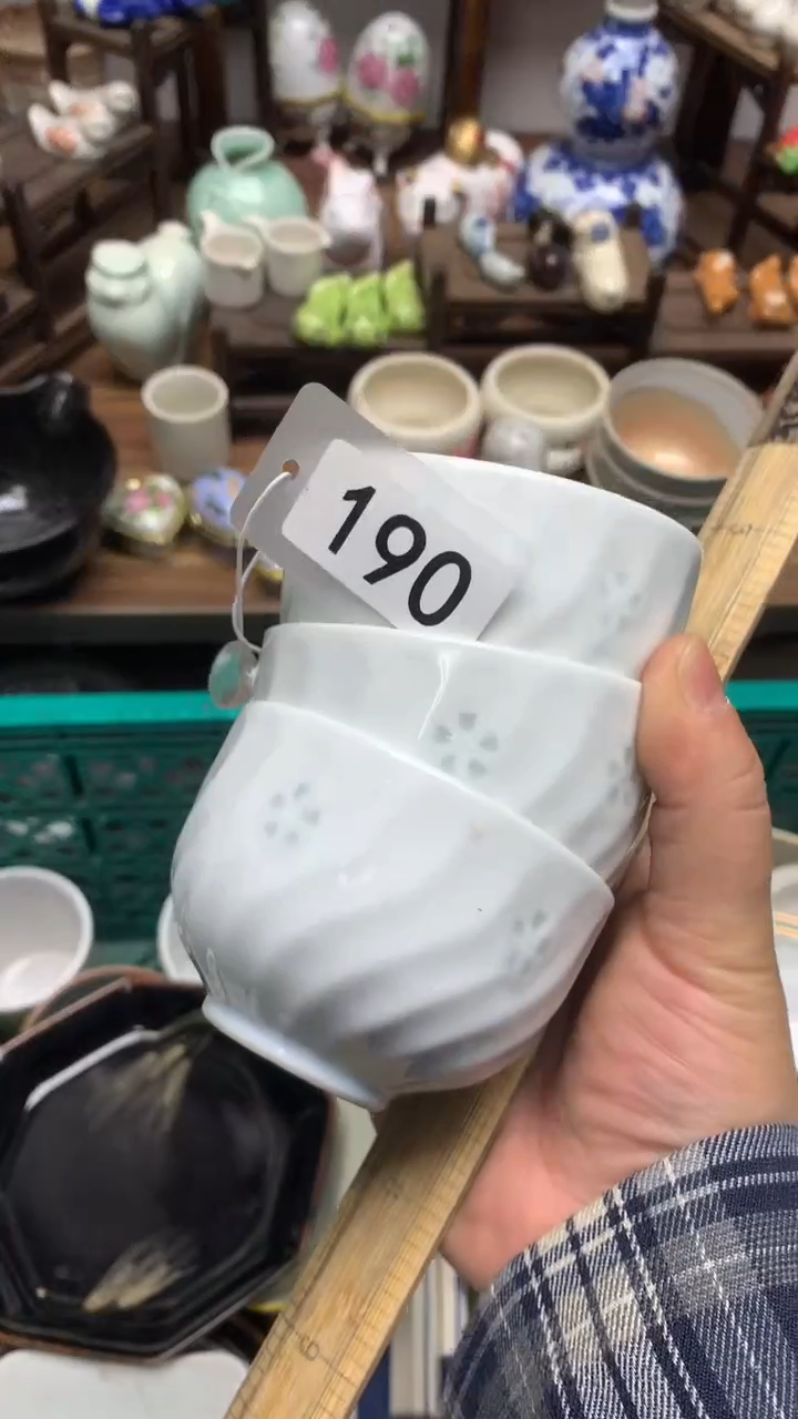 瓷片A龙华精品陶瓷店