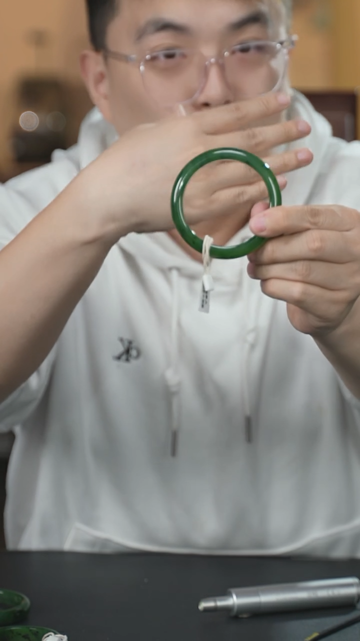 【闪购商品】和田玉手镯未镶嵌36号圈口58+