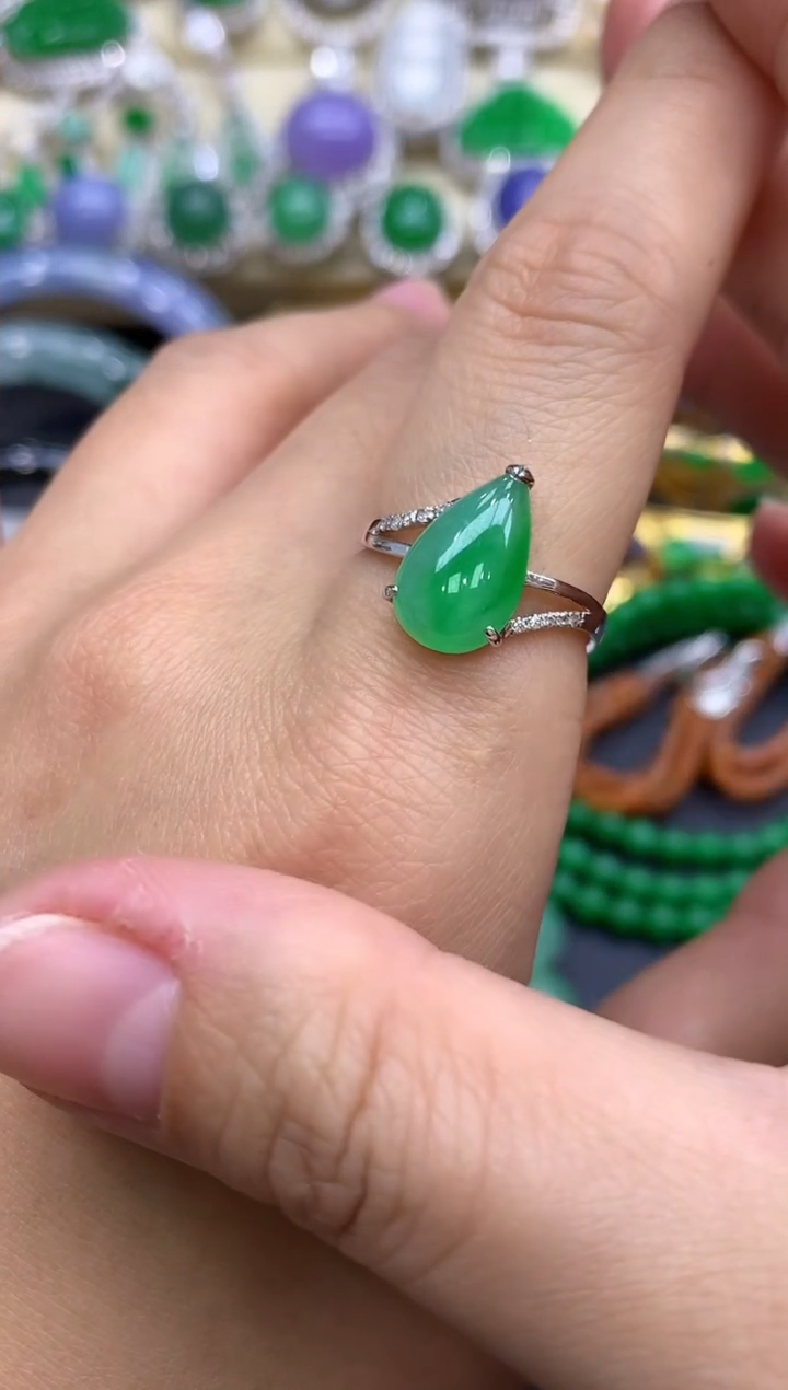 18K金镶嵌戒指翡翠407-中国好珍宝