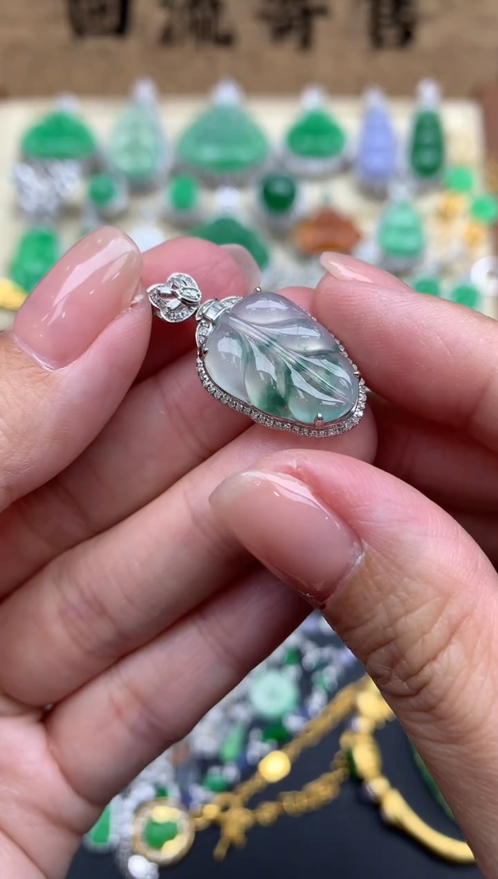 【闪购商品】翡翠颈饰18K金镶嵌432-中国好珍宝