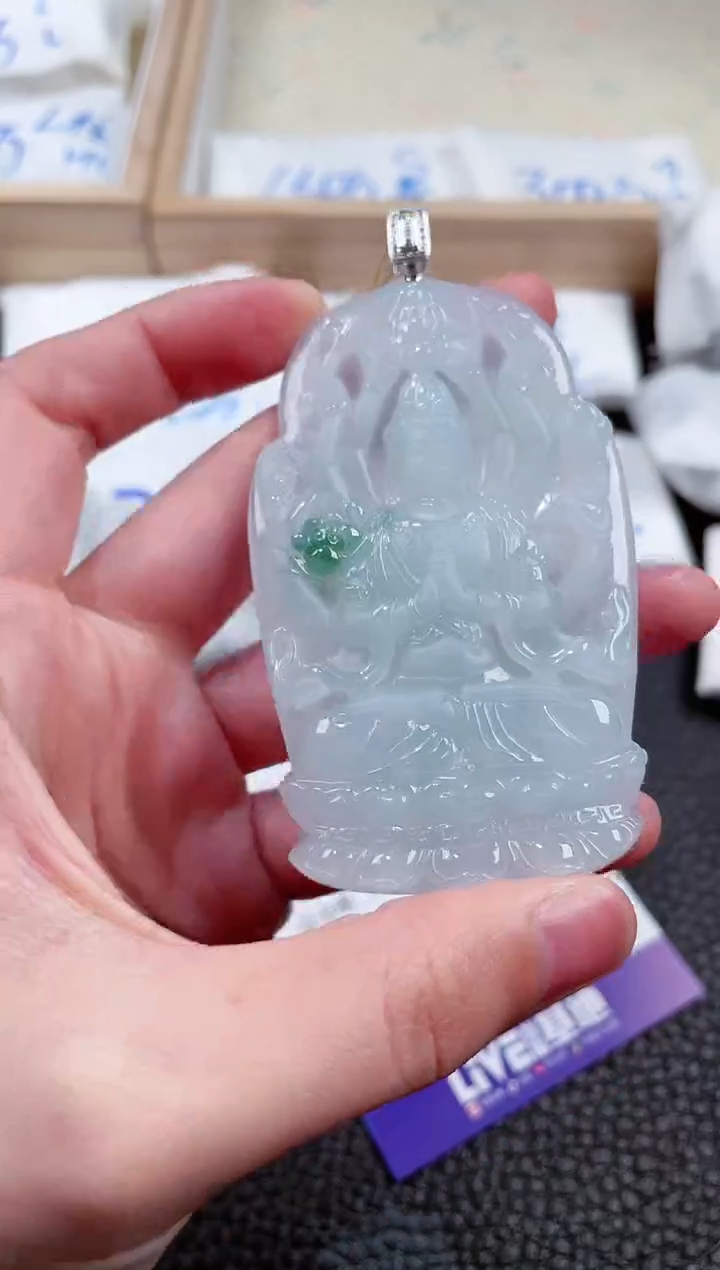【闪购商品】翡翠颈饰18K金镶嵌00001354千手
