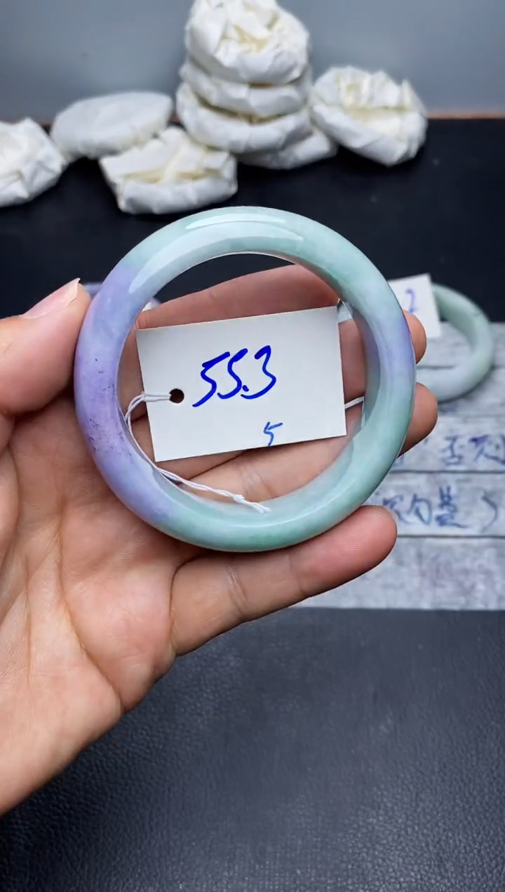 未镶嵌手镯翡翠5