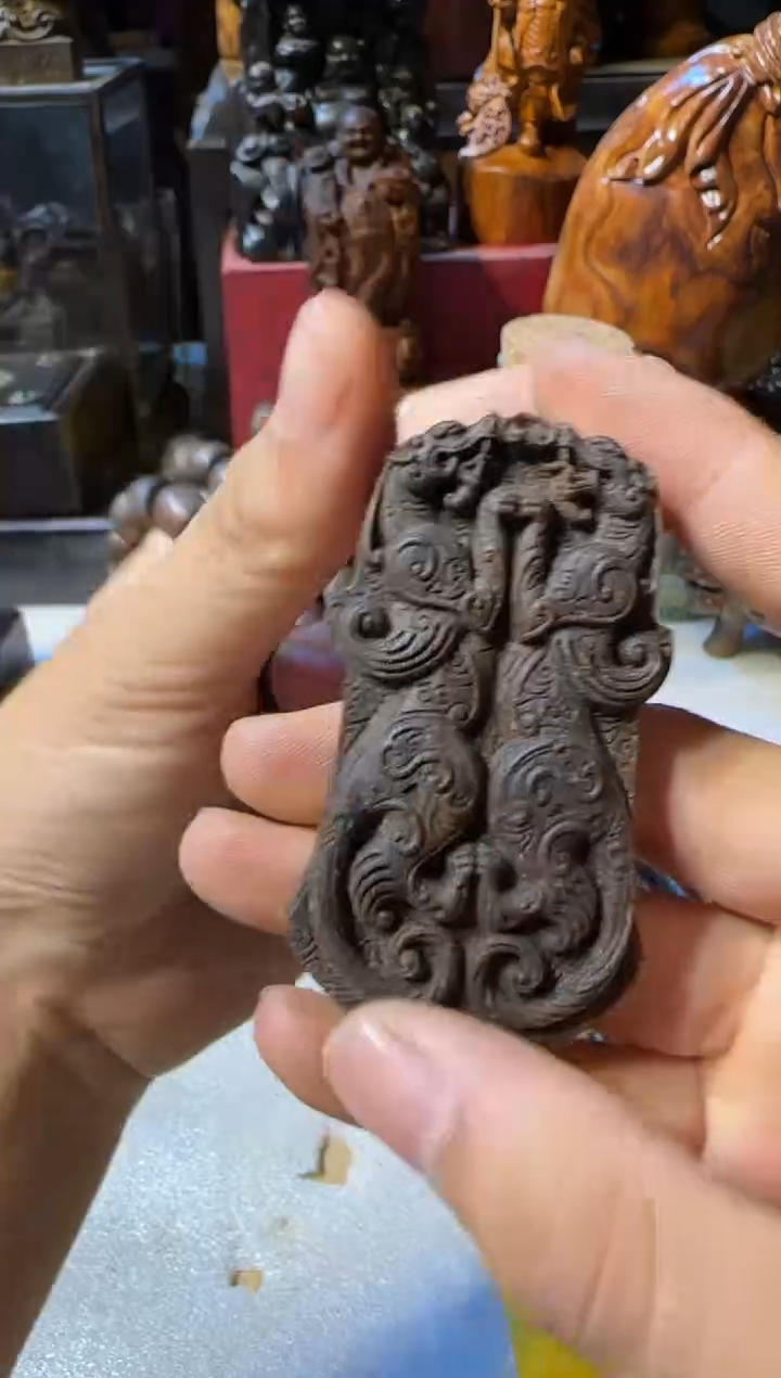 木cx双虎脖挂带长盒子